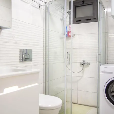 Lejlighed Flat With Shared Pool Close To The Beach In